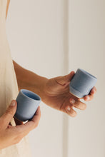 Lade das Bild in den Galerie-Viewer, THE NAKOA &quot;ALORA&quot; ESPRESSO CUP - SET OF 4 (Into the Sea)
