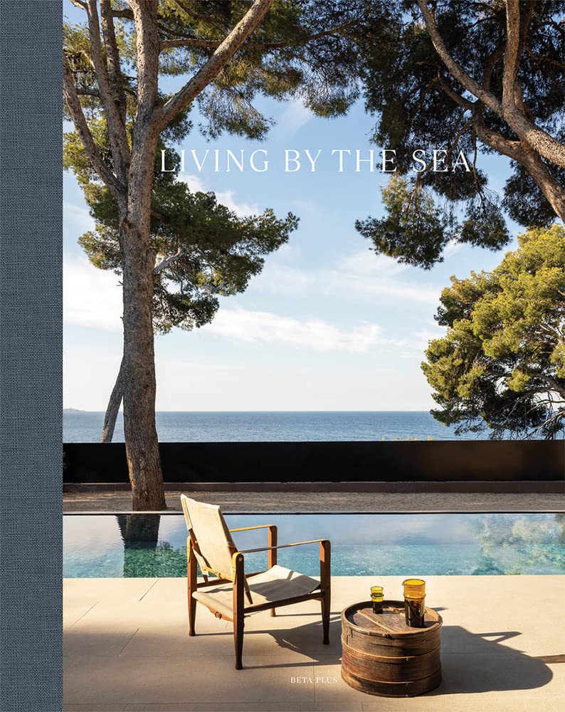 LIVING BY THE SEA - COFFEE TABLE BOOK